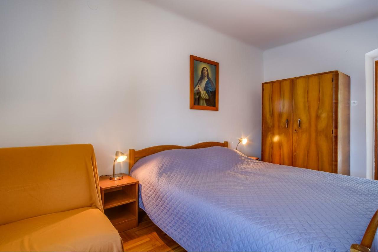 Apartments Valun Zewnętrze zdjęcie